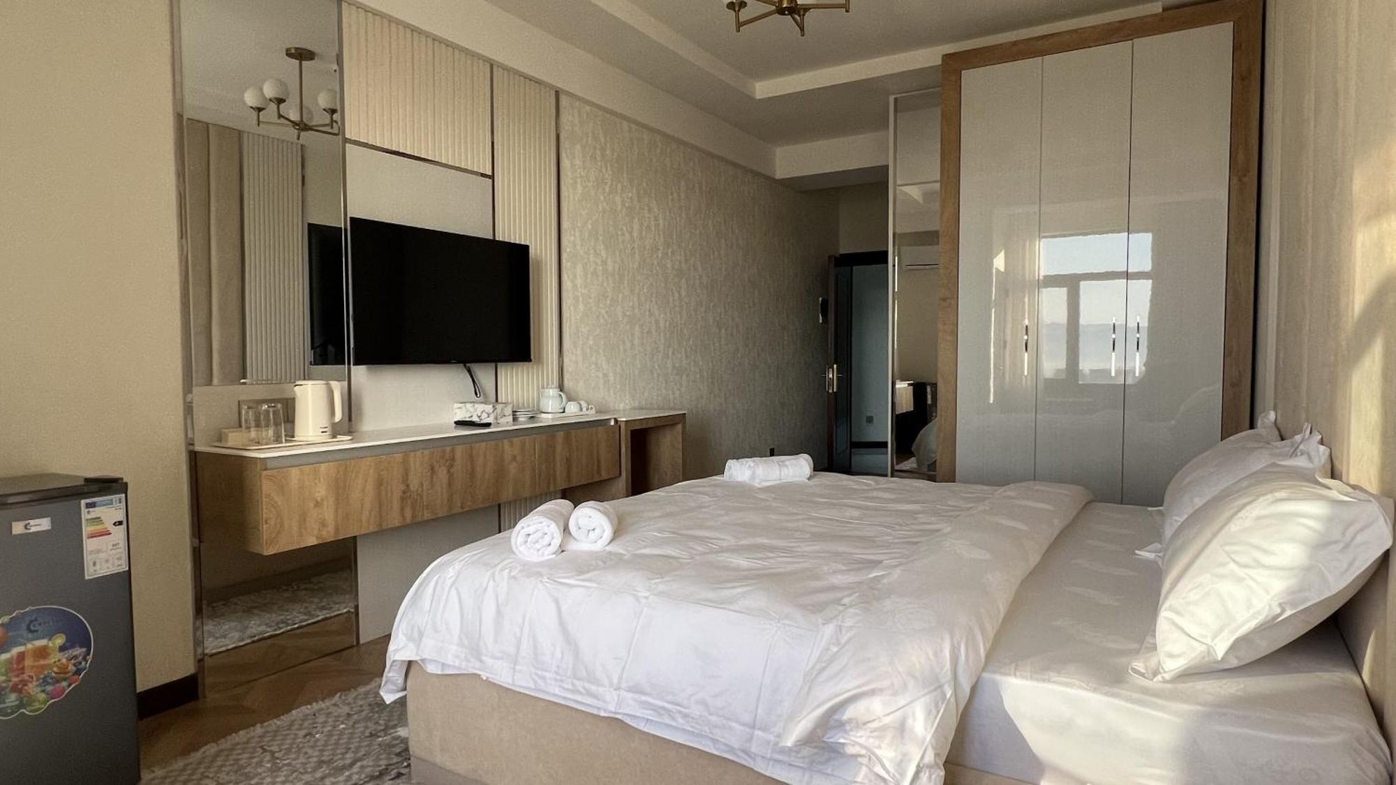 Hotel Panorama ドゥシャンベ エクステリア 写真